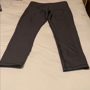 Zyia Black Light n Tight Hi-Rise Crop 17"